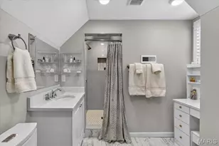 7840 Lafon Pl, University City, MO 63130 - Photo 17