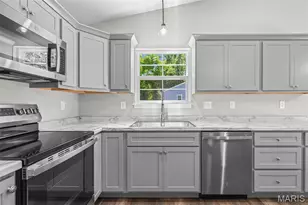 345 Main St, Herculaneum, MO 63048 - Photo 9