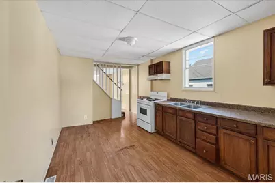5811 Helen Avenue, Jennings, MO 63136 - Photo 9