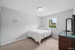 11717 Villa Dorado Dr, Saint Louis, MO 63146 - Photo 11