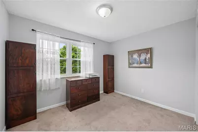 11717 Villa Dorado Drive, Saint Louis, MO 63146 - Photo 13