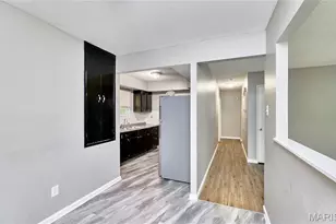 10132 Cavalier Ct, Saint Louis, MO 63136 - Photo 11