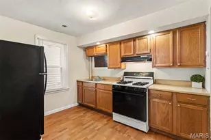 135 Grether Ave, Hazelwood, MO 63135 - Photo 9