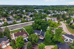 482 Pine Hollow Ct, Ballwin, MO 63021 - Photo 57