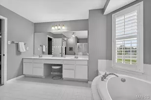 482 Pine Hollow Ct, Ballwin, MO 63021 - Photo 31