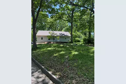 17 Robin Lane, Fenton, MO 63026 - Photo 1