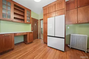 7051 Waterman Ave, University City, MO 63130 - Photo 5