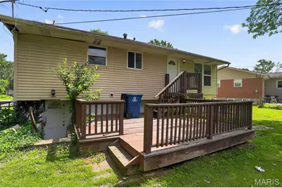 1420 Columbus Drive, Saint Louis, MO 63138 - Photo 3