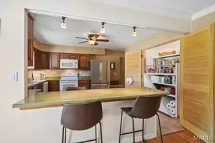 12995 Ambois Dr, Creve Coeur, MO 63141 - Photo 9