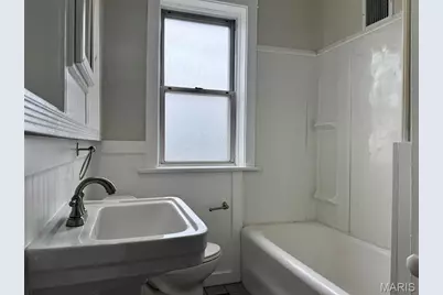 4215 Gannett Street, Saint Louis, MO 63116 - Photo 13