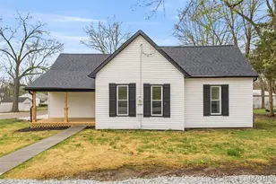 1020 W Cherry St, Troy, MO 63379 - Photo 1