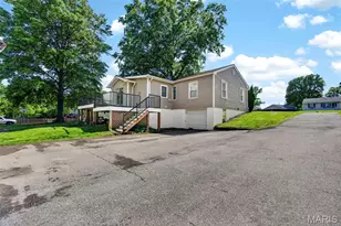 112 Robin Hill Ln, Ballwin, MO 63021 - Photo 29