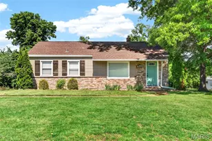 112 Robin Hill Ln, Ballwin, MO 63021 - Photo 1