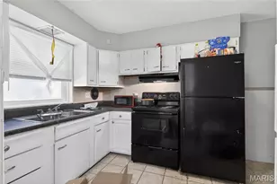 9925 Glen Owen Dr, Saint Louis, MO 63136 - Photo 7