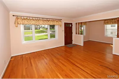 10501 Saint Michael Lane, Saint Ann, MO 63074 - Photo 3