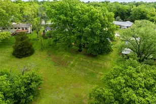 5339 Autumnwinds Dr, Oakville, MO 63129 - Photo 59