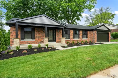 5339 Autumnwinds Drive, Oakville, MO 63129 - Photo 1