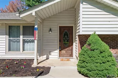 4 Red Oaks Drive, Saint Peters, MO 63376 - Photo 3