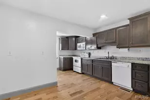 103 S 4th St, De Soto, MO 63020 - Photo 9