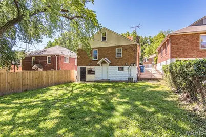 8725 Susan Avenue, Saint John, MO 63114 - Photo 49