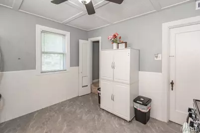 8725 Susan Avenue, Saint John, MO 63114 - Photo 27