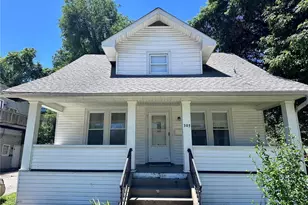 305 Grand Ave, Hannibal, MO 63401 - Photo 1