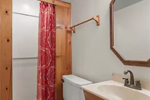 437 Warfield Ave, Saint Louis, MO 63135 - Photo 17