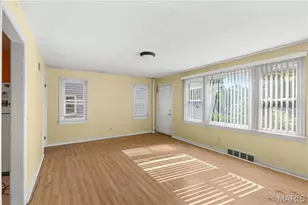 437 Warfield Ave, Saint Louis, MO 63135 - Photo 3