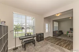 957 Colebrook Ct, Lake Saint Louis, MO 63367 - Photo 9