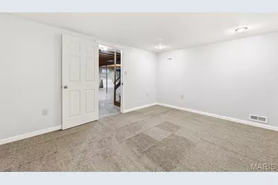 4733 Ambs Road, Saint Louis, MO 63128 - Photo 31