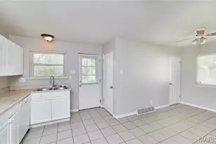 1960 Parker Rd, Florissant, MO 63033 - Photo 11