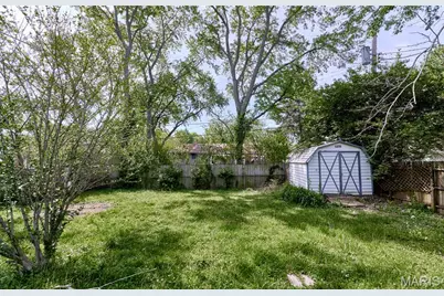 1960 Parker Road, Florissant, MO 63033 - Photo 23