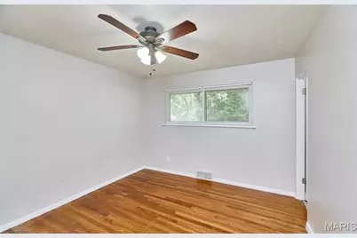 1960 Parker Road, Florissant, MO 63033 - Photo 13