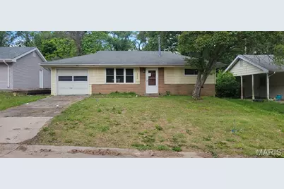 10153 Ventura Drive, Saint Louis, MO 63136 - Photo 1