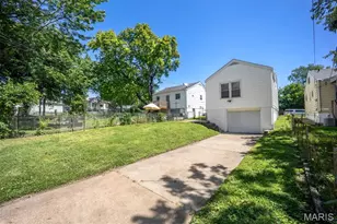 1411 Holden Ave, Saint Louis, MO 63125 - Photo 25