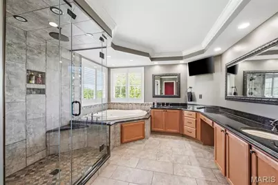 604 Wyndham Crossings Circle, Des Peres, MO 63131 - Photo 19