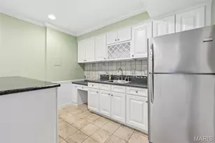 604 Wyndham Crossings Cir, Des Peres, MO 63131 - Photo 31