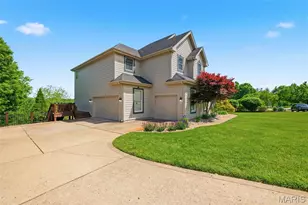604 Wyndham Crossings Cir, Des Peres, MO 63131 - Photo 3