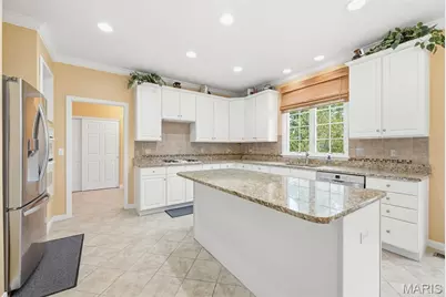 604 Wyndham Crossings Circle, Des Peres, MO 63131 - Photo 5