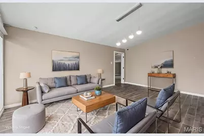 8408 Chalons Court, Saint Louis, MO 63134 - Photo 3
