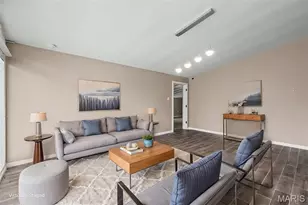 8408 Chalons Ct, Saint Louis, MO 63134 - Photo 3