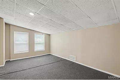 8408 Chalons Court, Saint Louis, MO 63134 - Photo 15