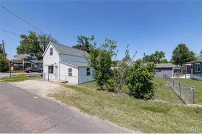 419 Little Broadway Street, Mehlville, MO 63125 - Photo 3