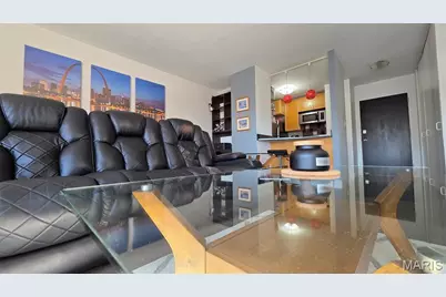 210 N 17th Street #906, Saint Louis, MO 63103 - Photo 5