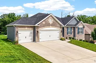 523 Clf Brk Dr, O'Fallon, MO 63366 - Photo 3