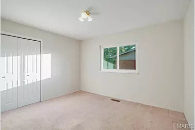 15583 Clayton Road, Ballwin, MO 63011 - Photo 17