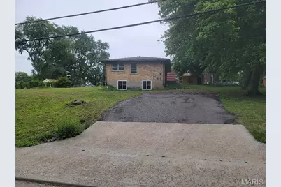 6128 Fee Fee Road, Hazelwood, MO 63042 - Photo 3