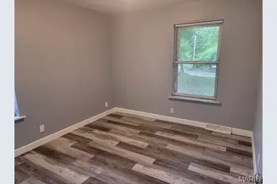 6128 Fee Fee Road, Hazelwood, MO 63042 - Photo 9