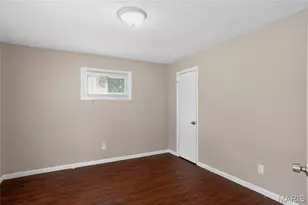 10040 Bon Oak Dr, Saint Louis, MO 63136 - Photo 9