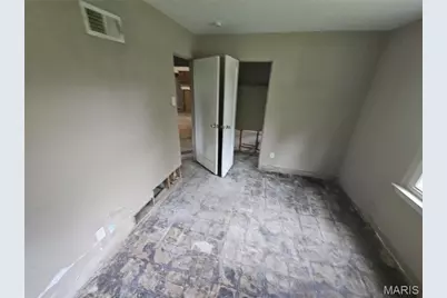 9801 Lorna Lane, Saint Louis, MO 63136 - Photo 13